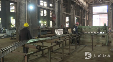 抓訂單、忙生產,東興區奮力實現工業經濟“開門紅”
